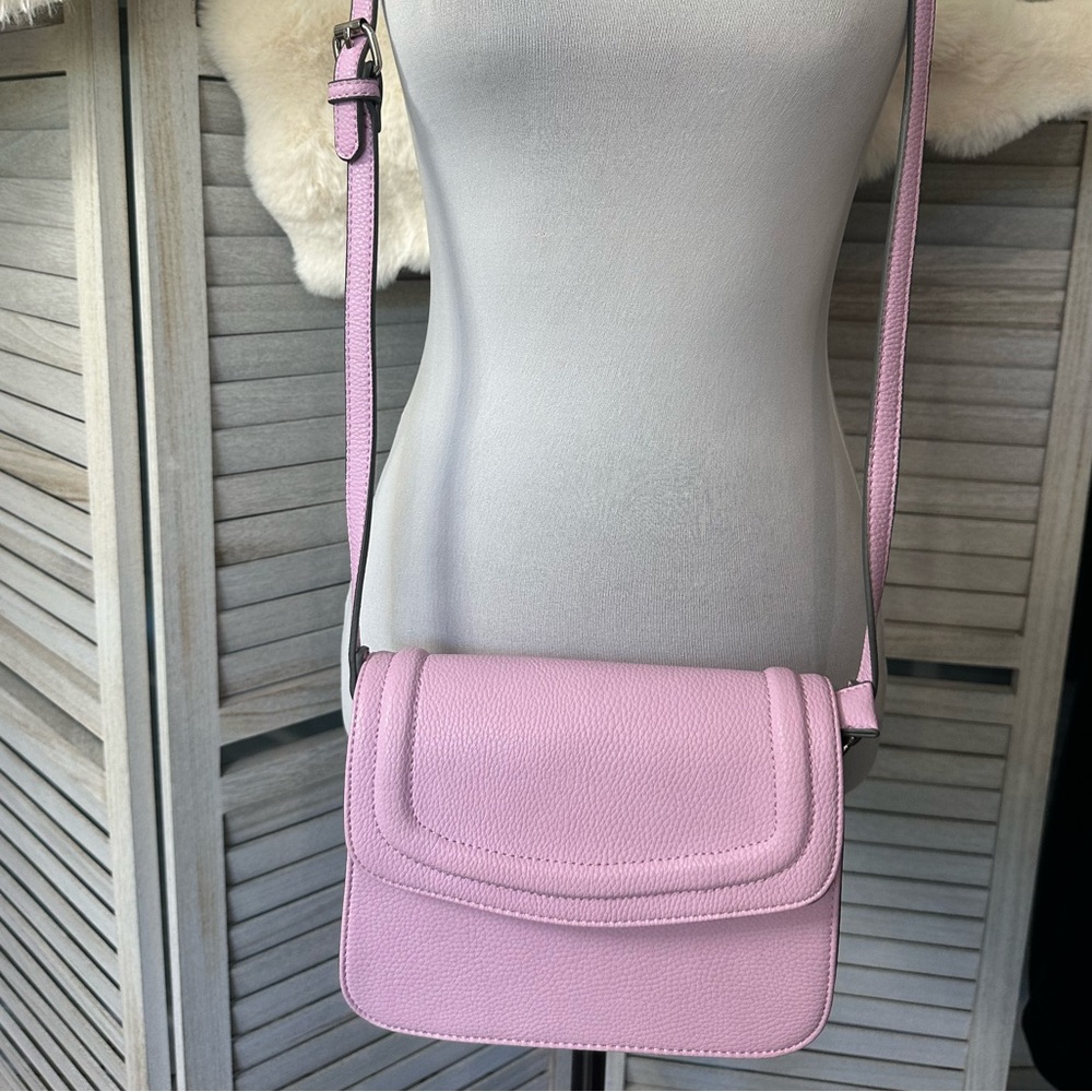 Unique Pastel Lilac Crossbody Bag - Picture 2 of 15